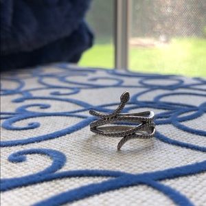 Snake Pandora ring